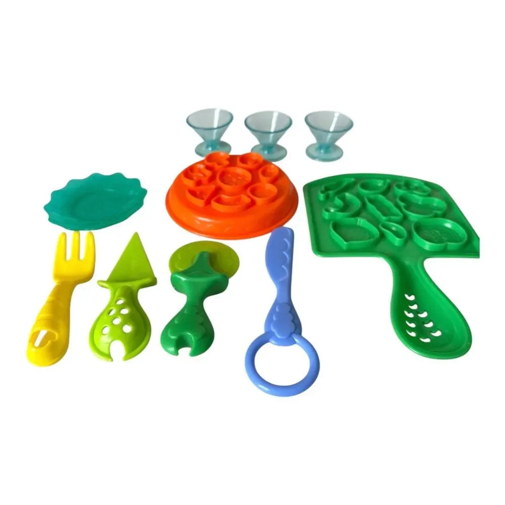 PLAY-DOH Kitchen Creations Pizza Party Set Toy Baker Chef Kitchen w/ BONUS Bowls